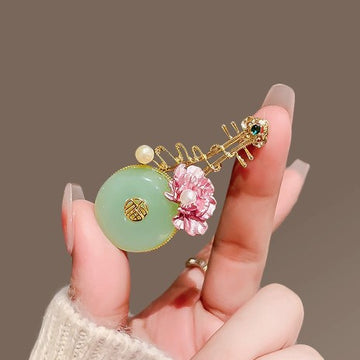 XSB148 - Green Floral Saree Brooch